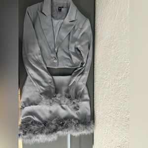 TWO-PIECE OUTFIT